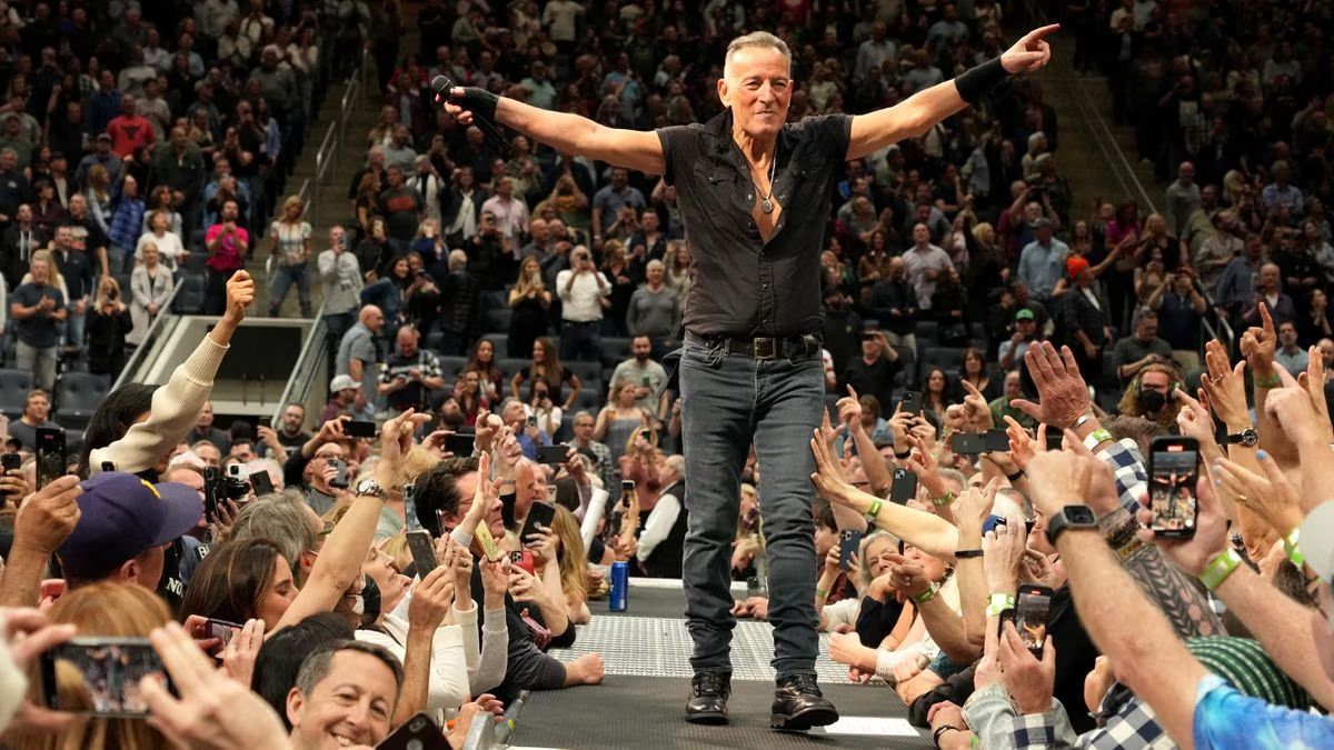 Bruce Springsteen - Glory Days Live in Barcelona 30.04.2023